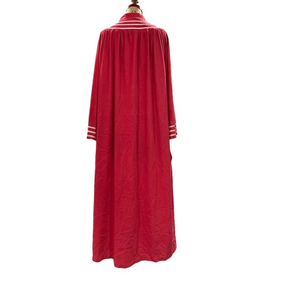 Vintage New Issues Womens House Coat Dark Pink Velour Zippered Pockets OS - Picture 10 of 12